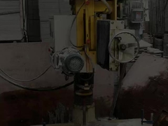 ماشین حفاری برای سنگ قبر، فانوس های سنگی، سینک لباسشویی