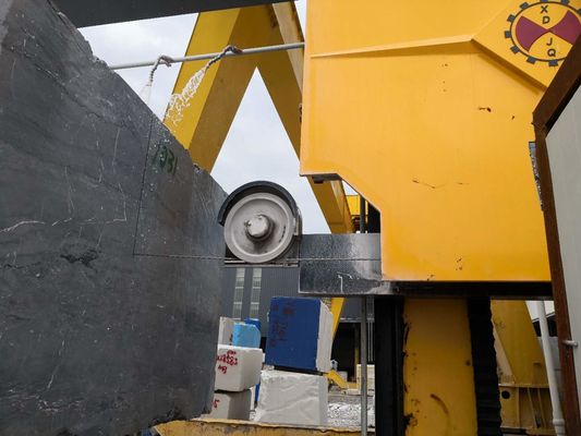 ماشین تراش سیم الماس کنترل CNC با دقت برش بالا و اتصال چهار چرخ برای برش سنگ