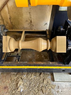 دو دستگاه ماشین برش بالوستر سطح کم سر و صدا برای پردازش صاف و دقیق