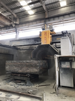 مصرف آب 15m3/h ماشین برش بلوک برای گرانیت و سنگ مرمر قدرت ناخالص 57/67kw