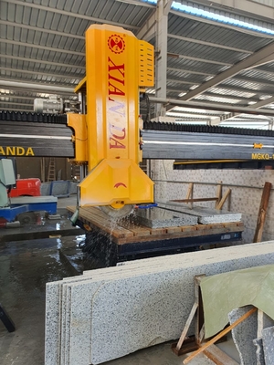 57/67kw چهار ستون ماشین برش بلوک متوسط با قطر تیغه 2200-2800mm