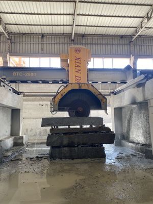 قدرت CNC پل برش ماشین با حرکت خودکار میز