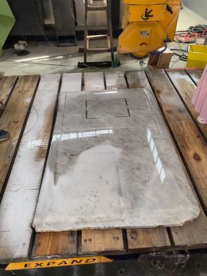 ماشین برش سنگ پل 4 محور با دقت بالا برای صفحه های فان شکل و پروفایل کردن لبه های خاص