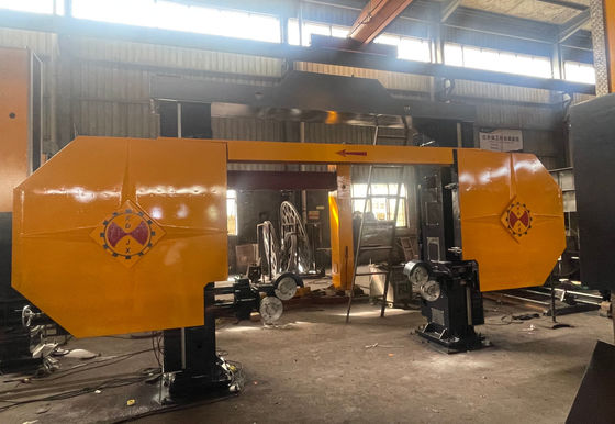 ماشین برش سیم الماس کامپکت CNC 360 ° محور چرخش برای برش دقیق مواد