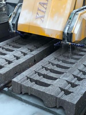 ماشین برش CNC خطی 3 محور با قدرت 220V 15kw موتور اصلی و 21.5kw قدرت ناخالص برای چوکات گرانیت