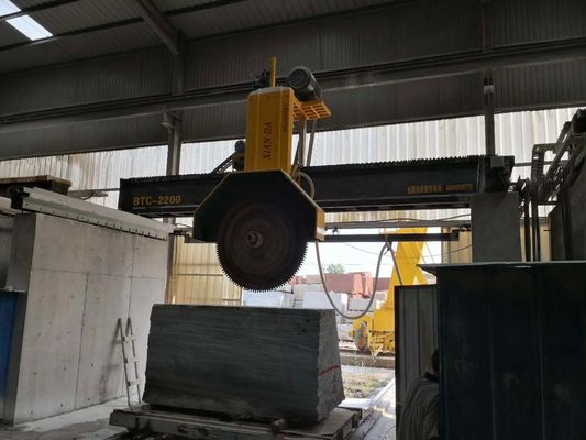 ماشین برش بلوک چند تیغه اتوماتیک پل با حداکثر قطر تیغه 2800mm و حداکثر طول پردازش 3600mm برای سنگ مرمر گرانیت