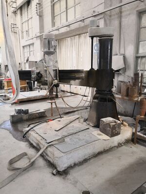 دستگاه حفاری برای فانوس سنگی سنگ قبر، سینک لباسشویی