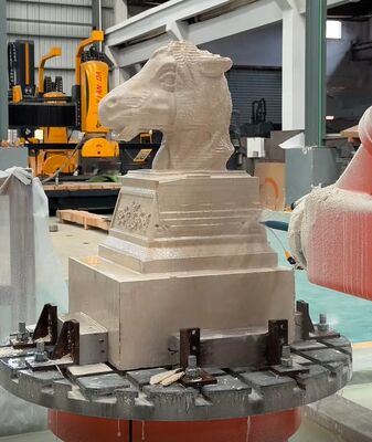 دستگاه سنگ‌بری ربات CNC ۶ محوره با کنترل درون‌یابی و اسپیندل BT40 برای حکاکی در مقیاس بزرگ تا ۳۱۰۰ میلی‌متر