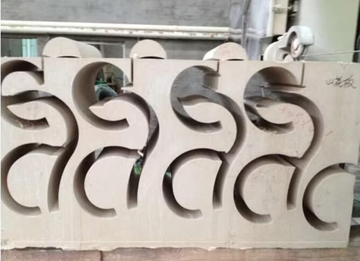 XIANDA CNC-2500SA ماشین تراش سیم الماس CNC با دقت بالا با ظرفیت بار 20 تن و میز چرخشی 360 درجه برای پروفایل سنگ