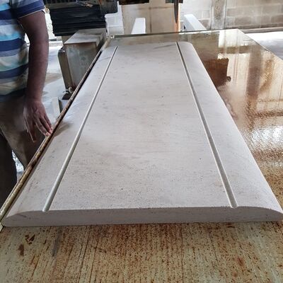 ماشین پروفیلی سنگ CNC با برش دو تیغه با دقت تکرار بالا و میز چرخشی اختیاری برای تولید سنگ سفارشی
