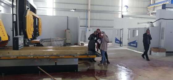ماشین تراش سیم الماس CNC 4 محور با میز چرخشی 360 درجه و ظرفیت بار 20 تن برای برش سنگ