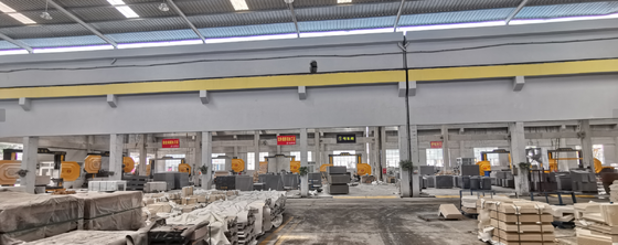 Xianda 4- محور CNC الماس سیم نورد ماشین با 360 ° میز servo-rotary و ظرفیت بار 20 تن برای برش سنگ